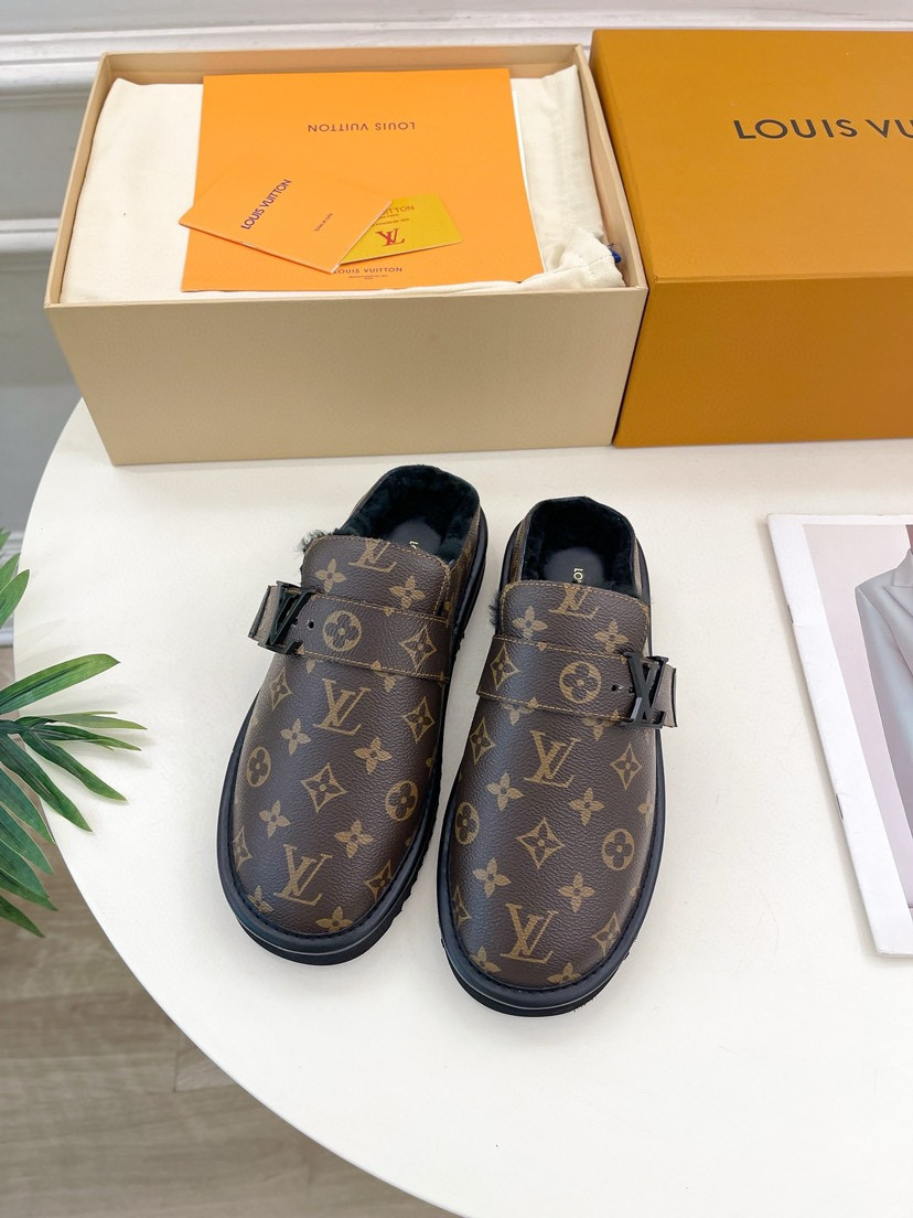 LVT SANDALS