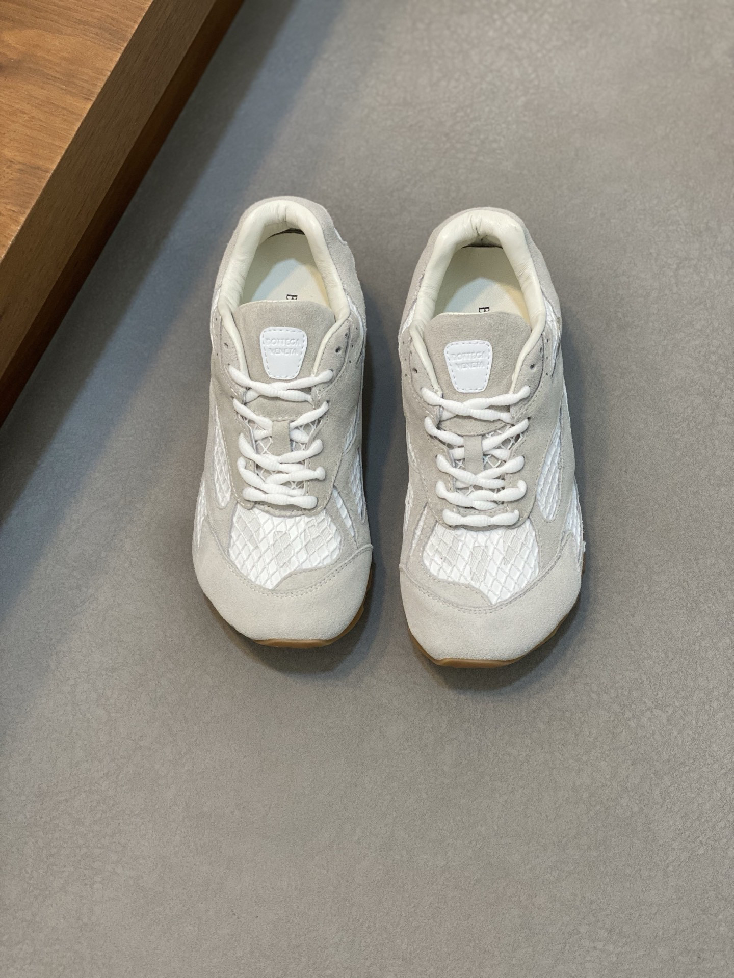 b0tt*ga Ven*ta orbit sneaker