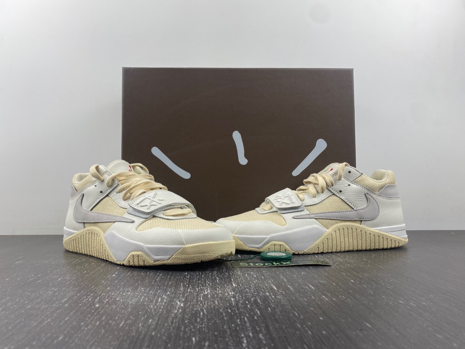 travis scott x jordan cut the check