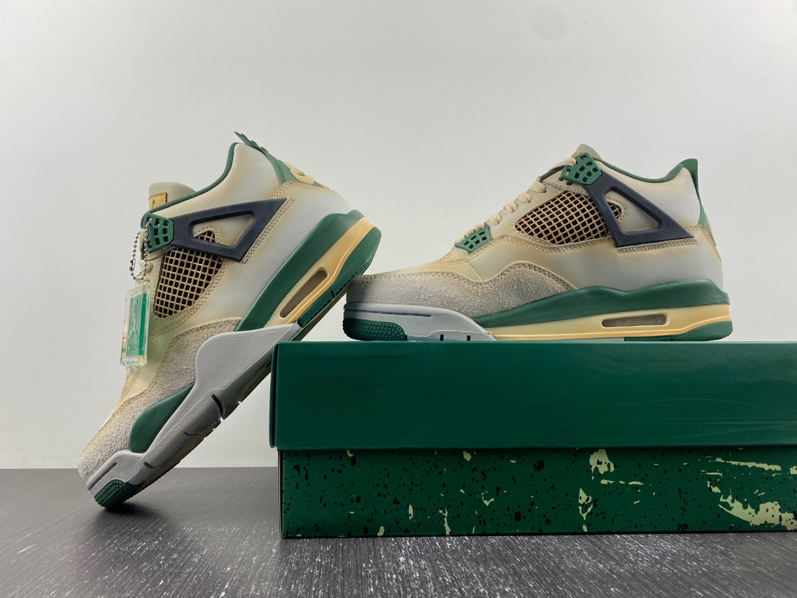 air jordan 4 sneaker