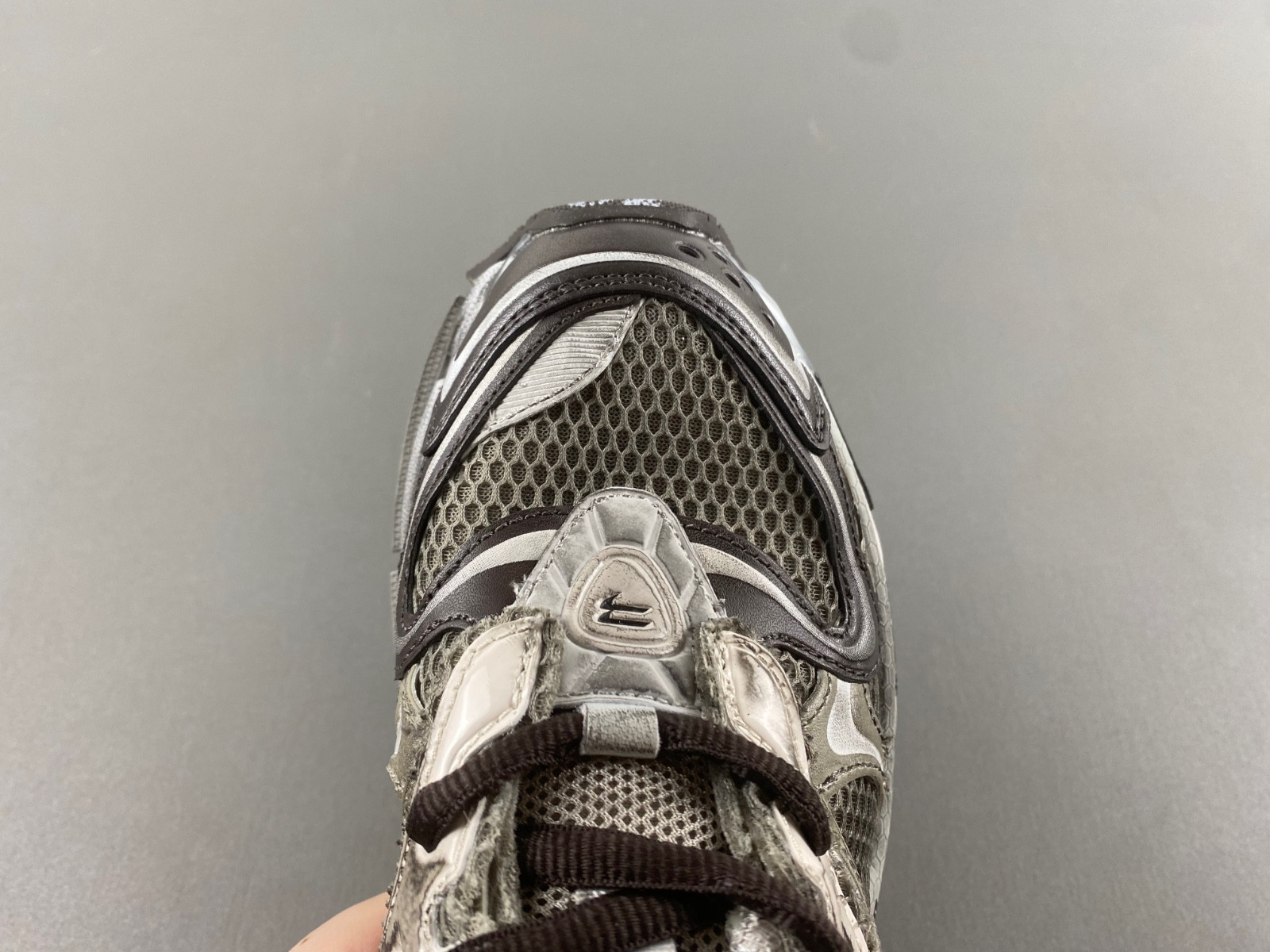 Ba*len*cia*ga runner sneaker
