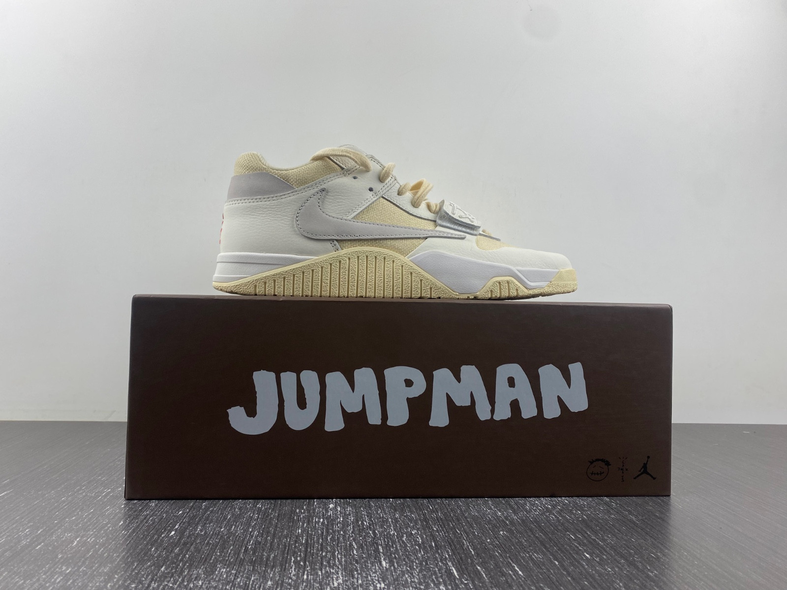 travis scott x jordan cut the check
