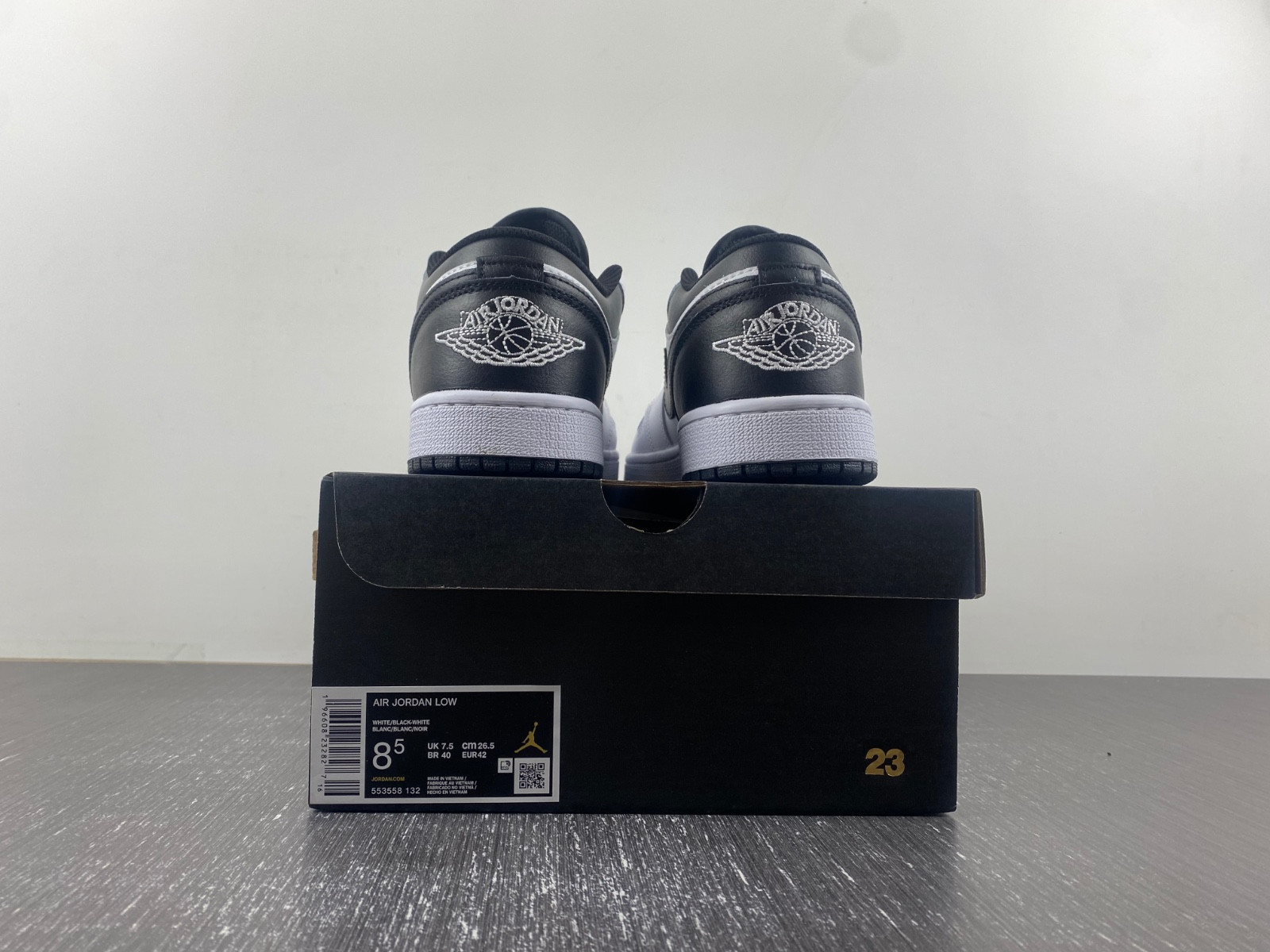 air jordan 1 low white black 553558-132