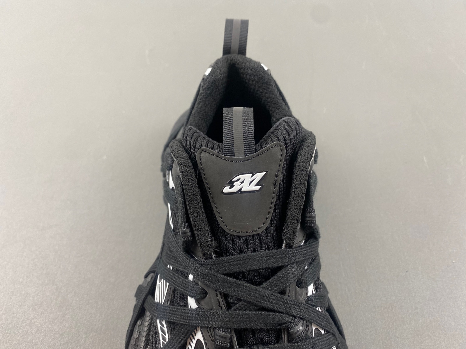 bc 3xl sneaker