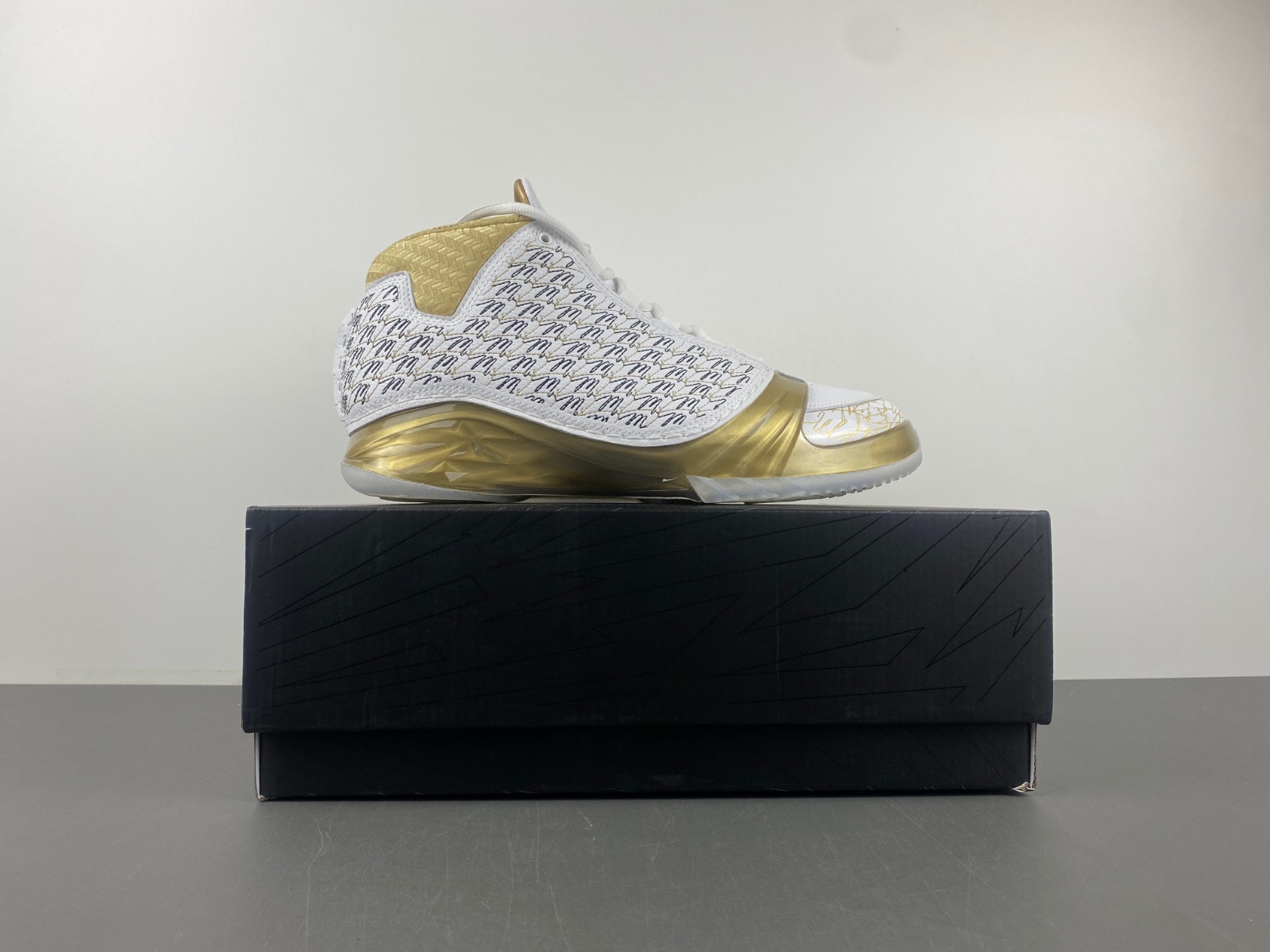 Trophy Room x Air Jordan 23 Retro