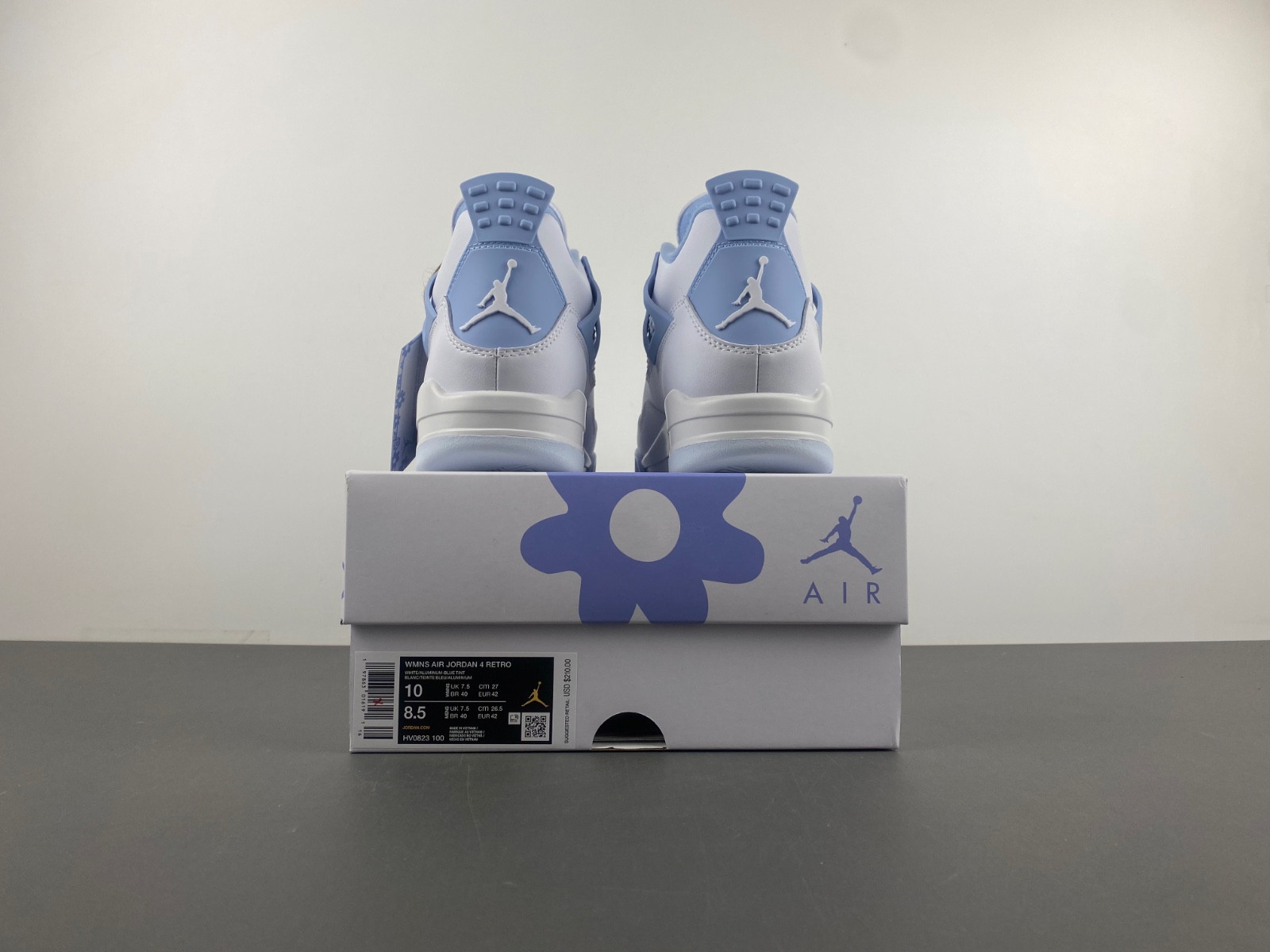 Air Jordan 4 WMNS "Aluminum" HV0823-100