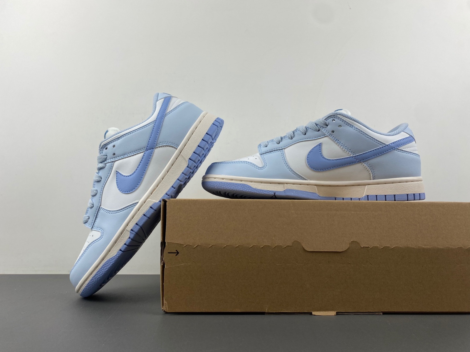 nike dunk low next nature "blue tint" dd1873-400