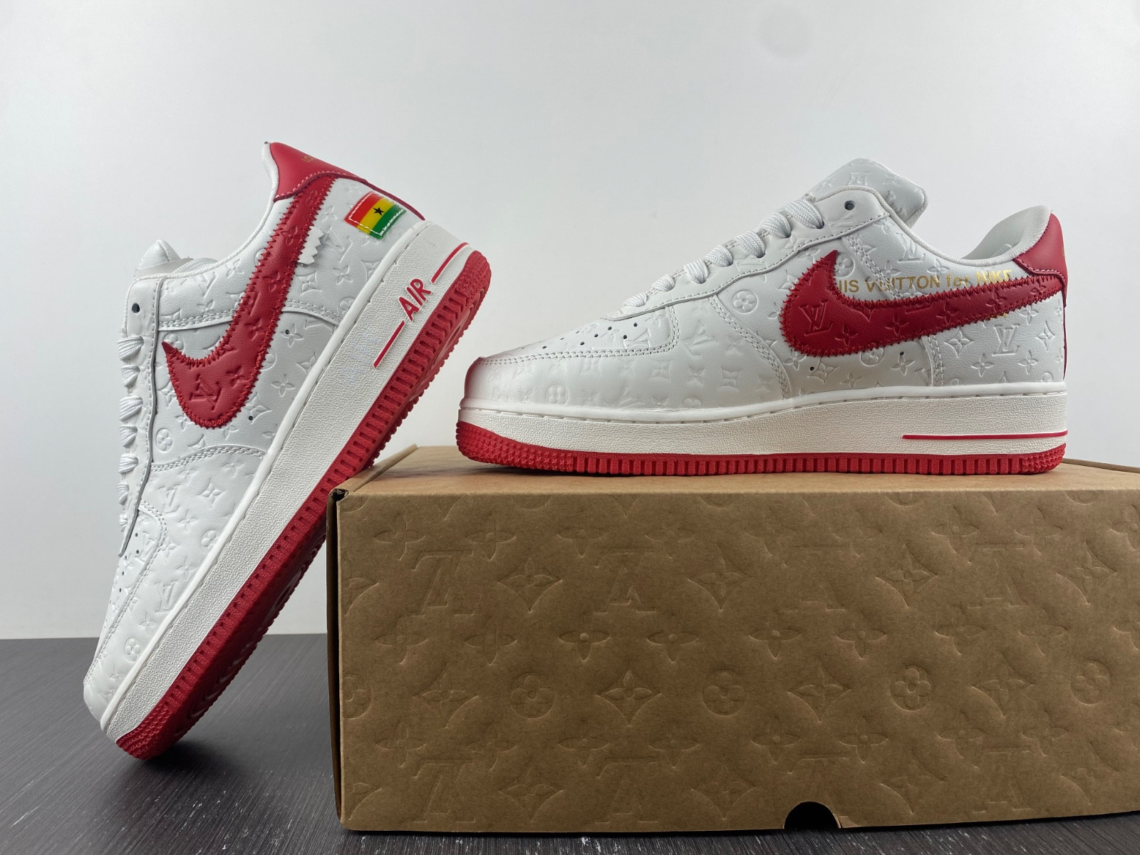 lvt x nike air force1