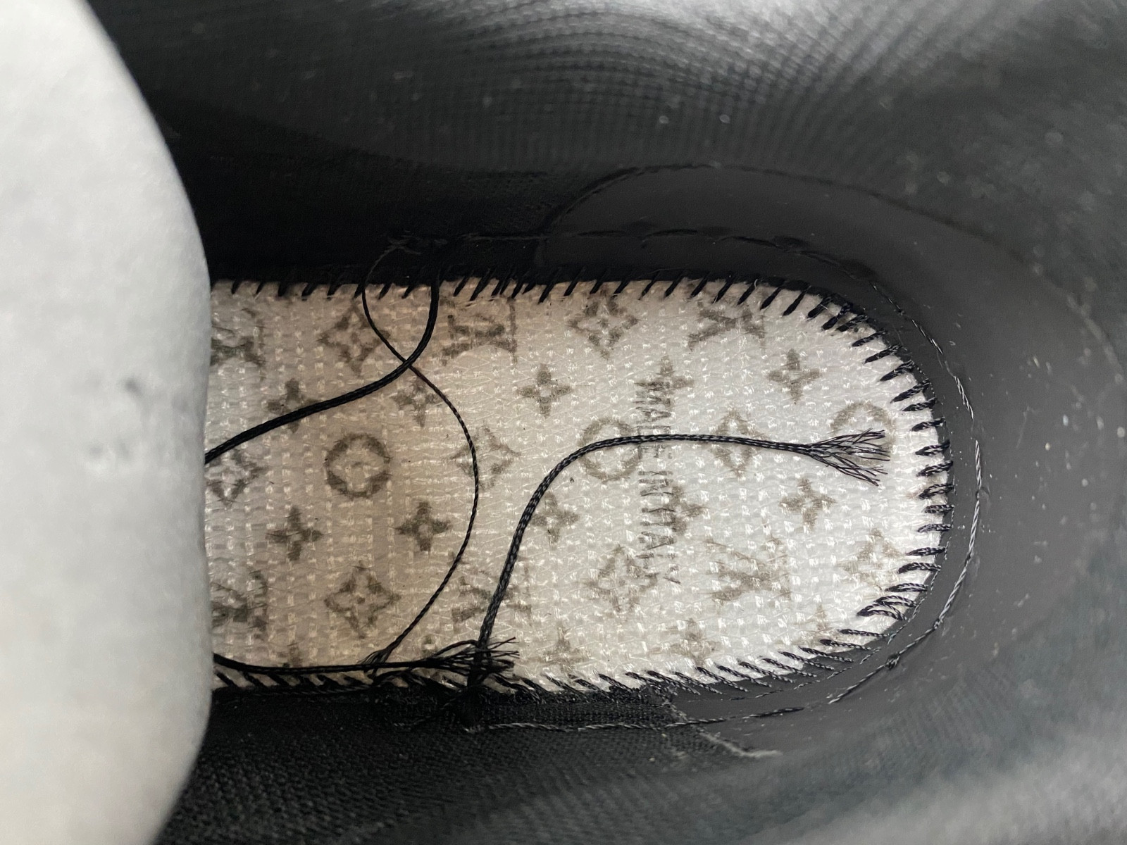 lvt sneakers