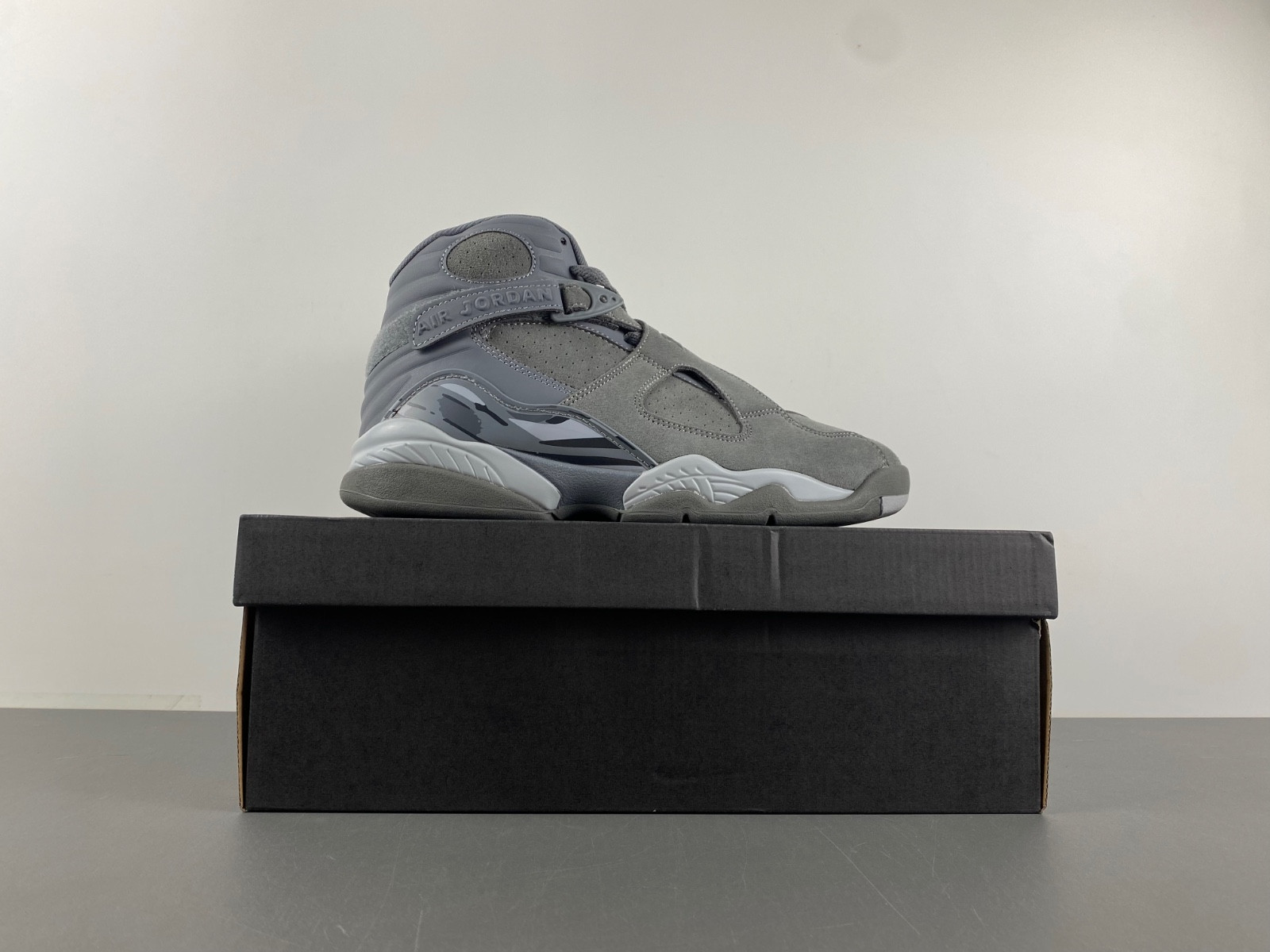 Air Jordan 8 Retro Cool Grey 305381-014