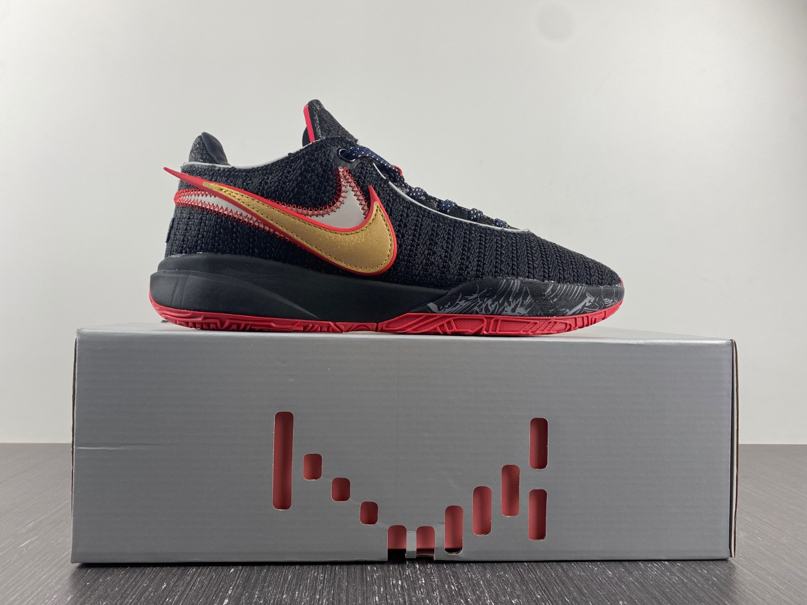 nike lebron 20 ep