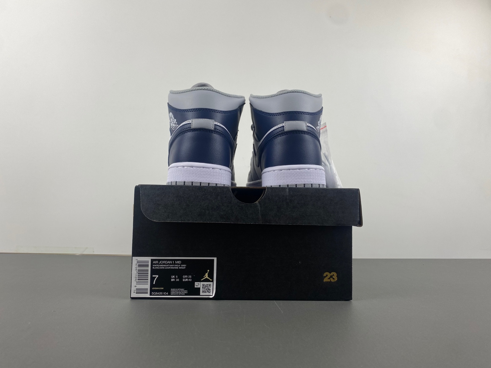 air jordan 1 mid midnight navy dq8426-104