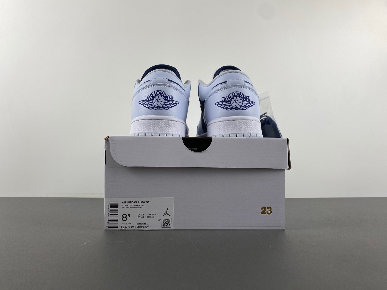 Air Jordan 1 Low Football Grey FZ8778-044