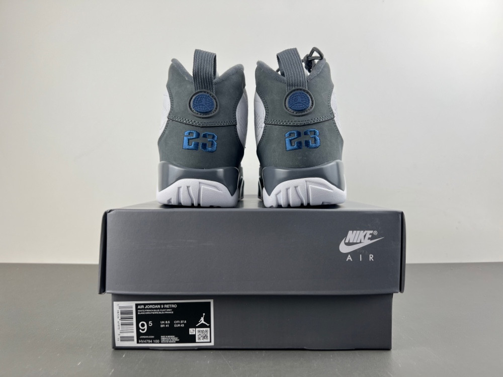 Air Jordan 9 