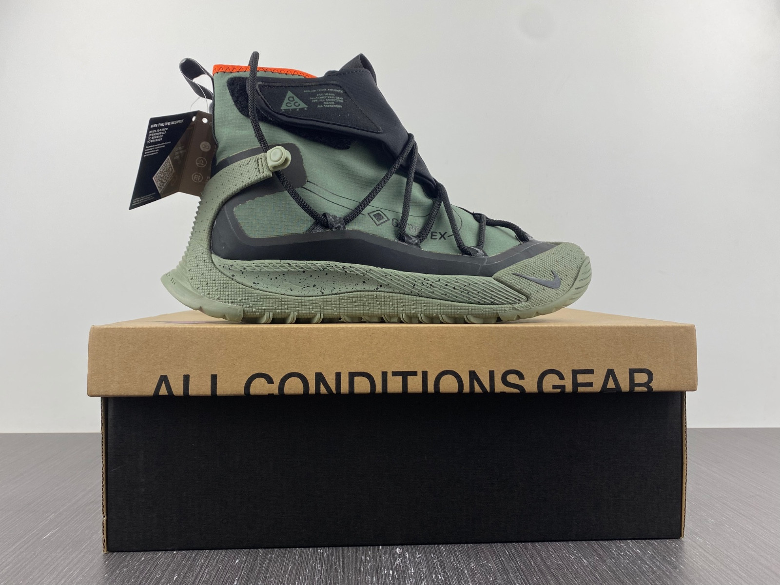 nike acg air terra antarktik gore-tex