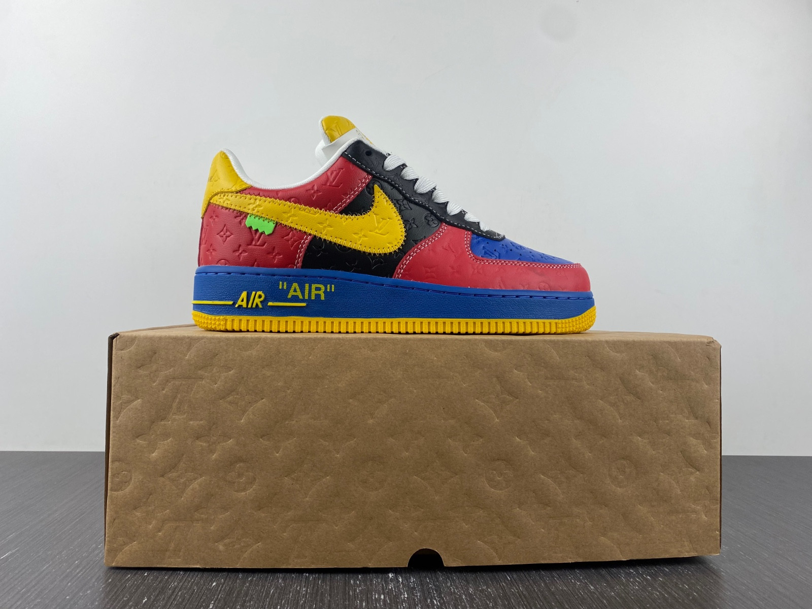 lvt x nike air force1