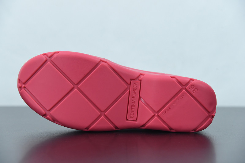 Bo*te*ga ve*ne*ta sneaker