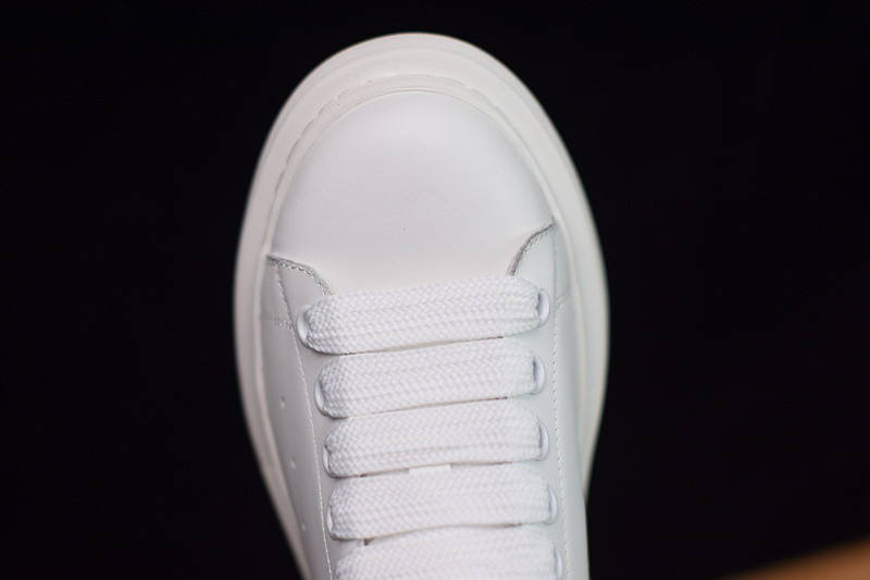 alexer mceen sneakers
