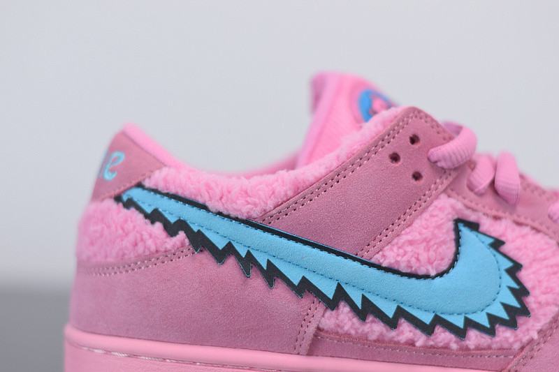 grateful dead x nike sb dunk low “pink bear” cj5378-600