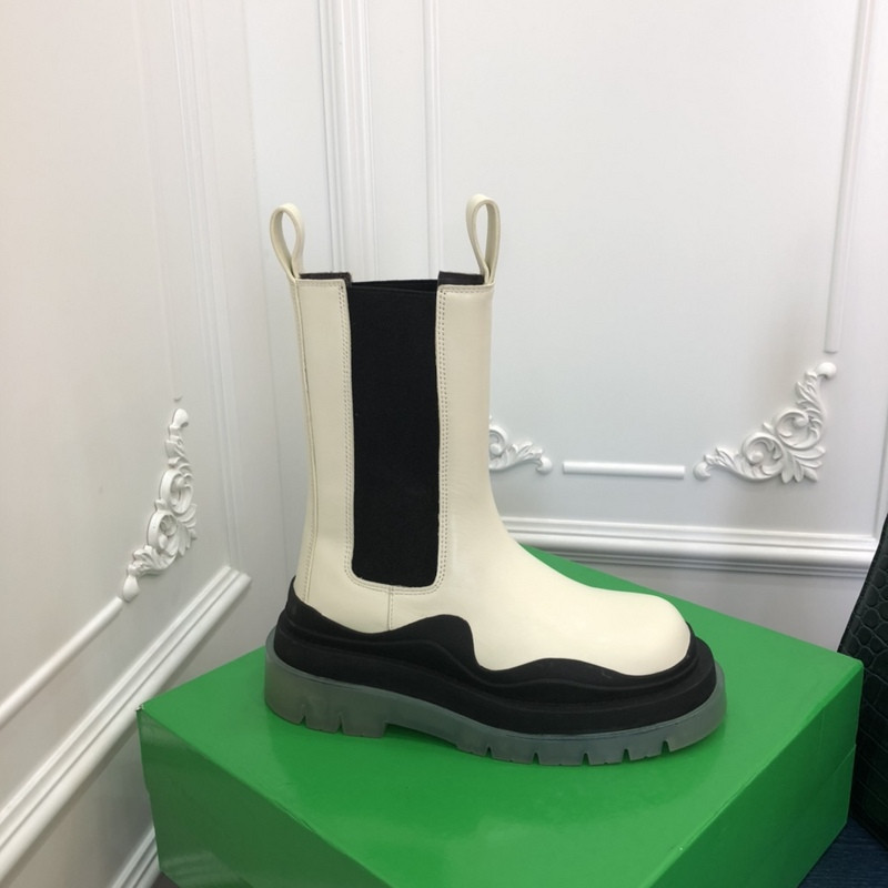 Bo*te*ga ve*ne*ta sneaker