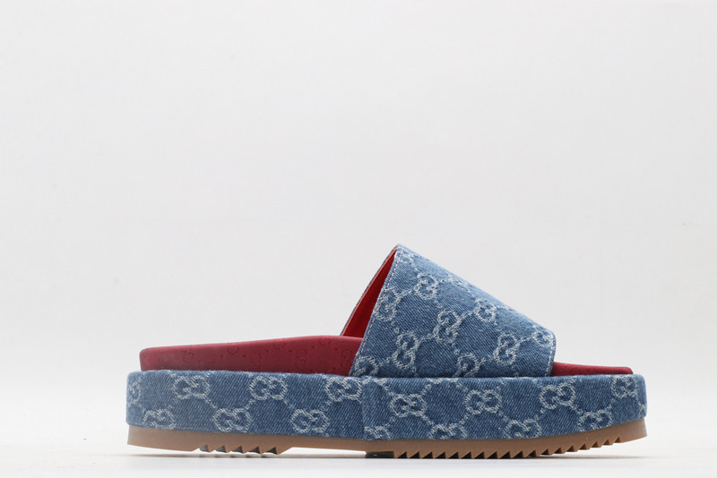 g*u*i sandals