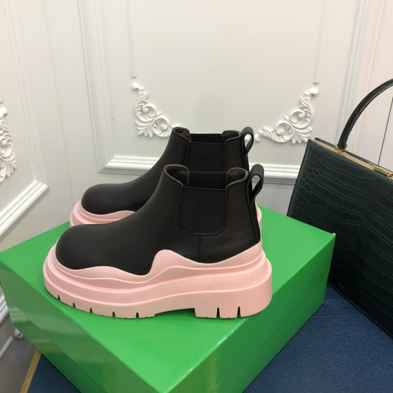 Bo*te*ga ve*ne*ta sneaker