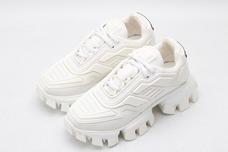 pr sneaker