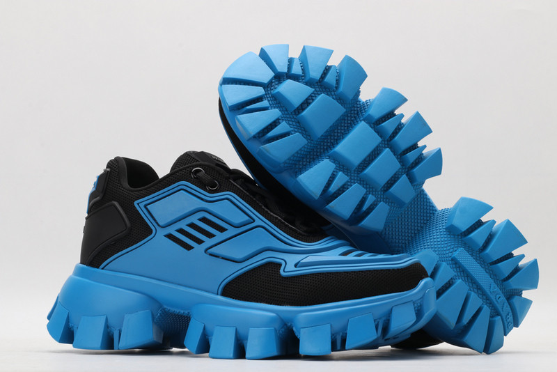 pr sneaker
