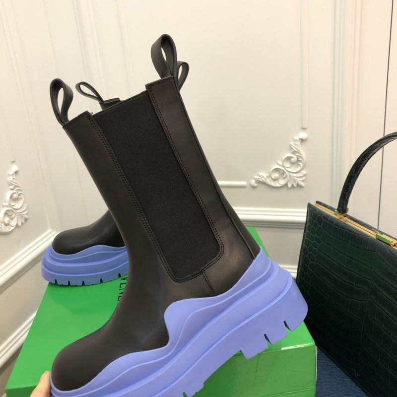 Bo*te*ga ve*ne*ta sneaker