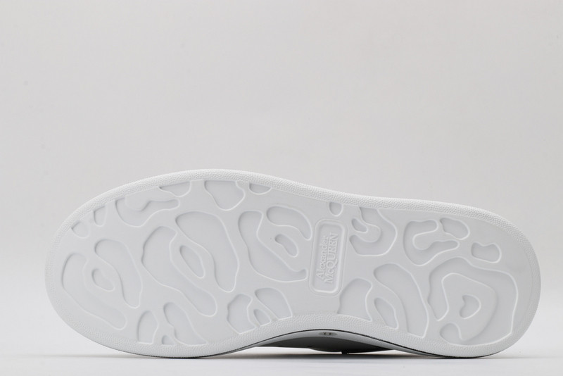 alexer mceen sneakers