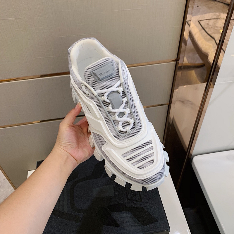 pr sneaker