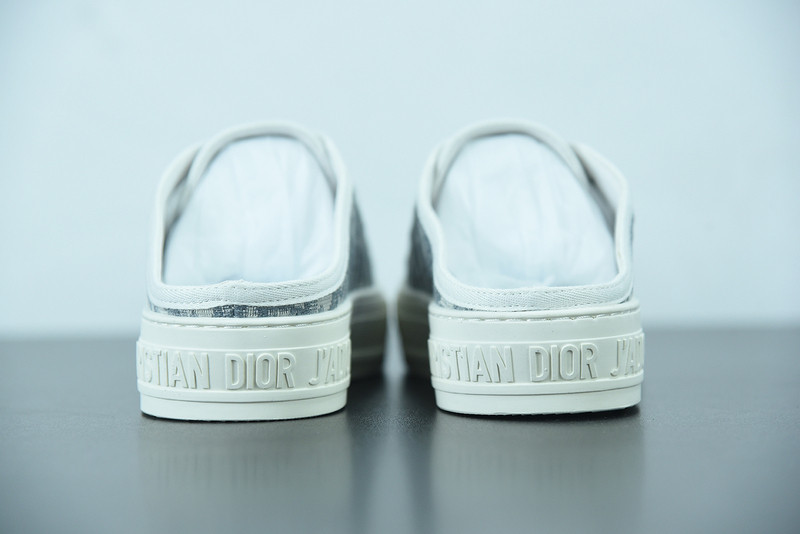 ch**an dio* j