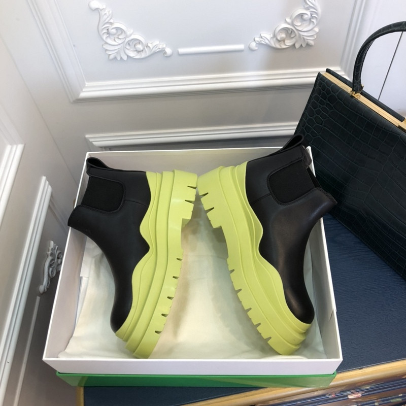 Bo*te*ga ve*ne*ta sneaker