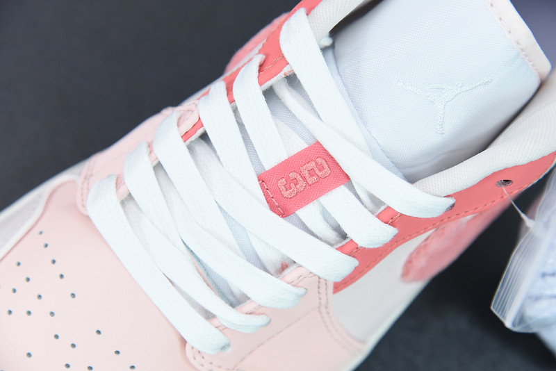 wmns air jordan 1 low se