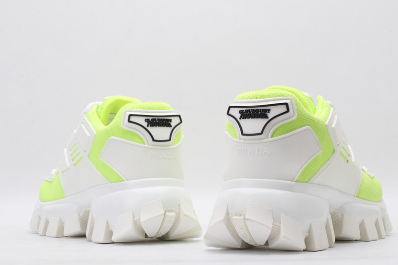 pr sneaker
