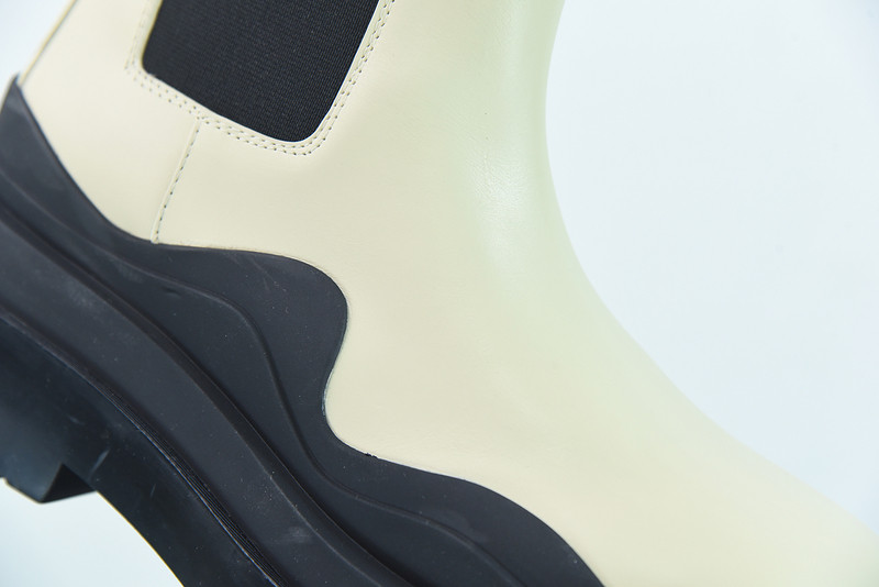 Bo*te*ga ve*ne*ta sneaker