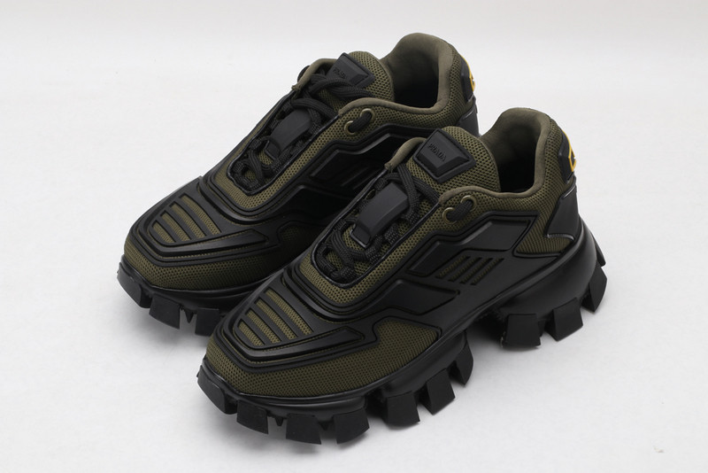 pr sneaker