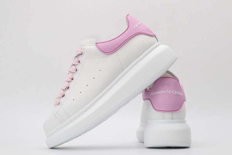 alexer mceen sneakers