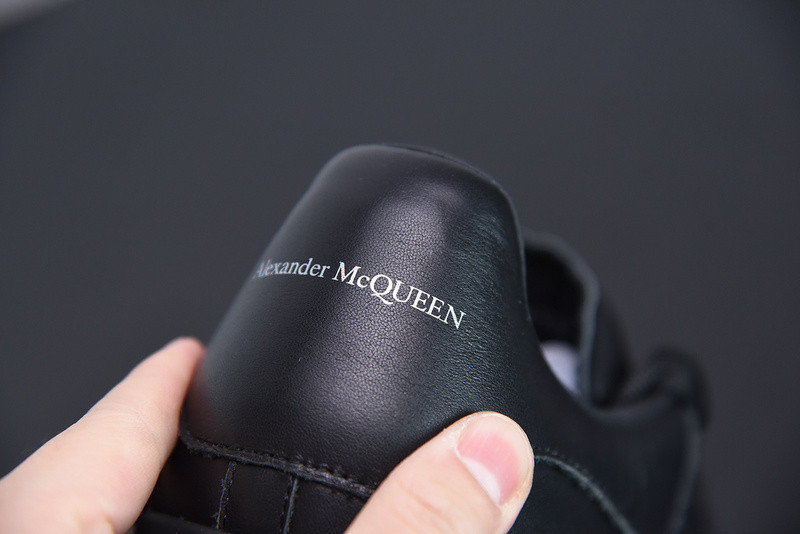 alexer mceen sneakers