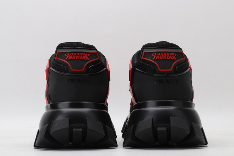pr sneaker