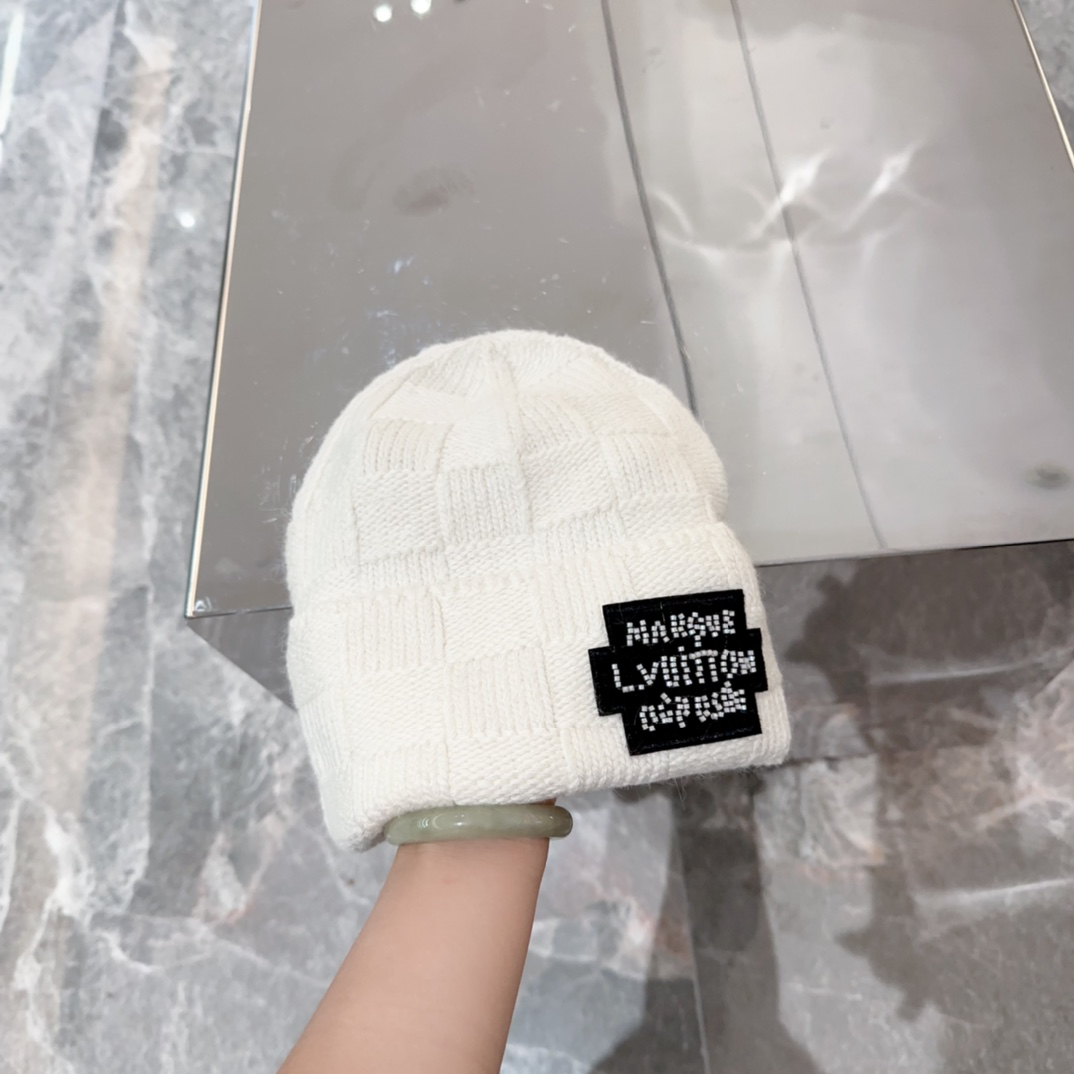 lvt Hat