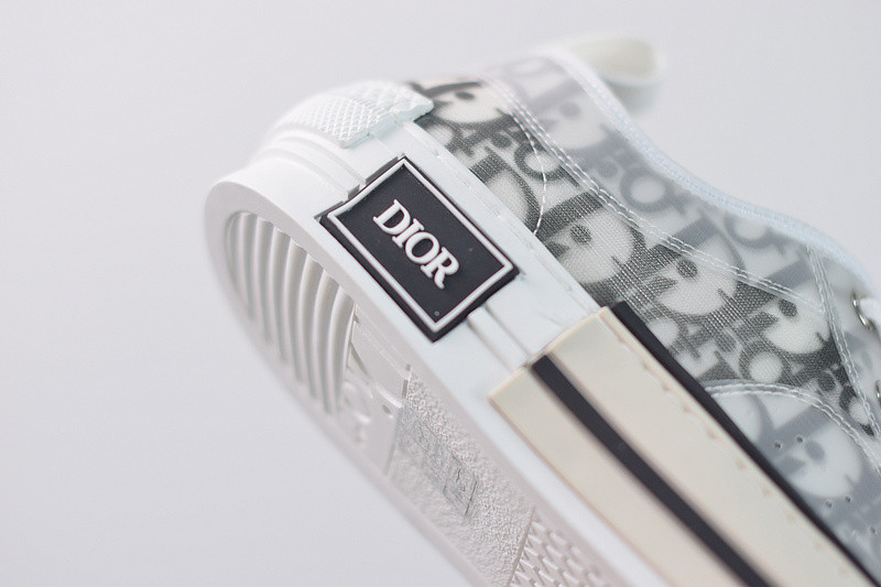 dio* b23 low-top sneakers in oblique l03n6