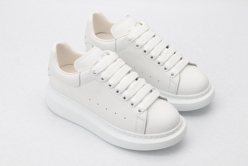 alexer mceen sneakers