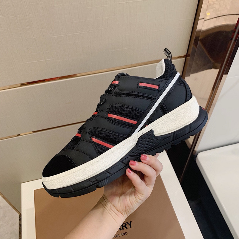B**rry sneaker