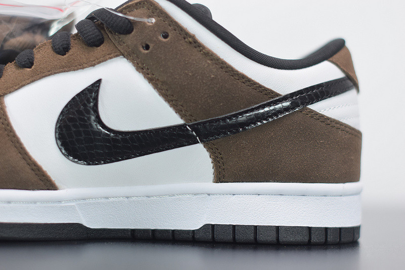 nike dunk low white black trail end brown 304292-102
