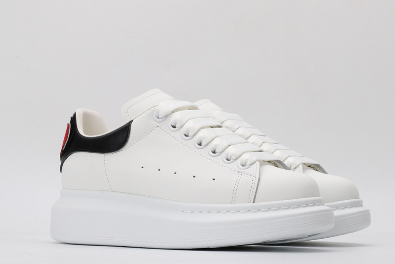 alexer mceen sneakers