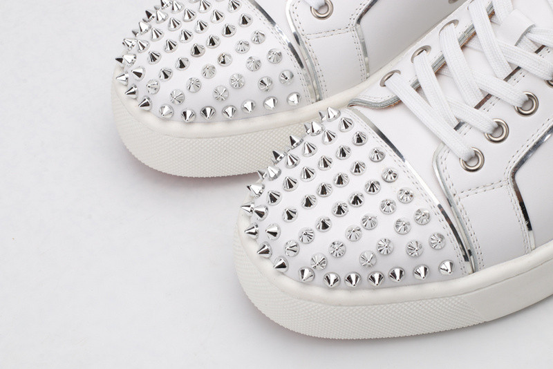 chian louin low top sneaker