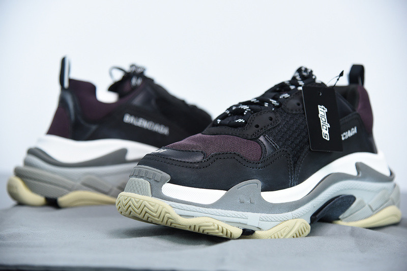 bc triple s trainer black burgundy white 536737 w09oh 1091