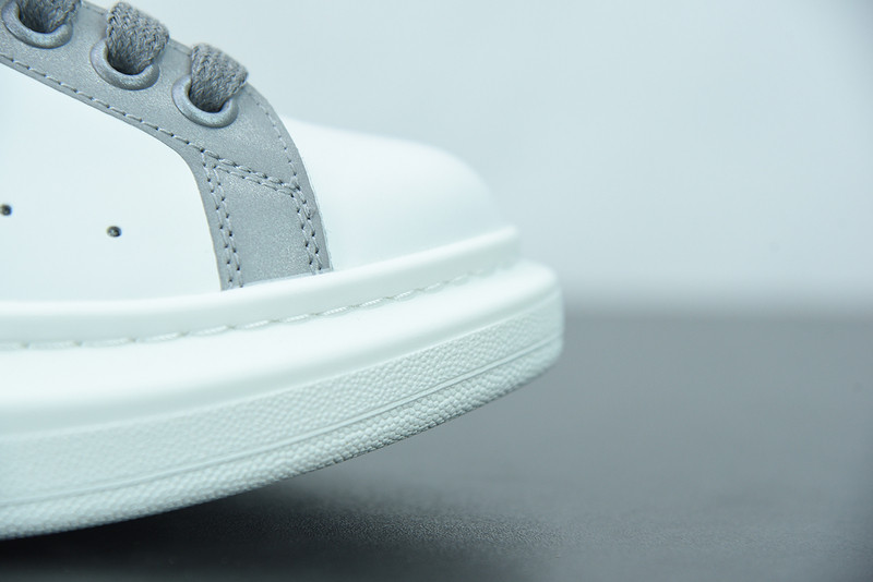 alexer mceen sneakers