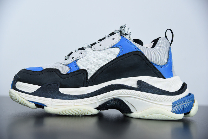 bc triple s trainer 536737 w09oh 1007